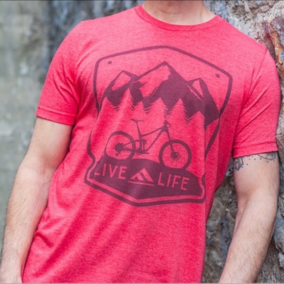 Live Life Other - NWT!Clearance 🔥Mens Mountain Ride Soft Red Short Sleeve Tee Shirt